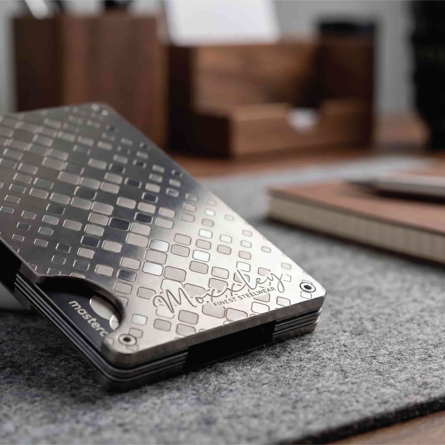Moxxley Creditcardholder  MX-301